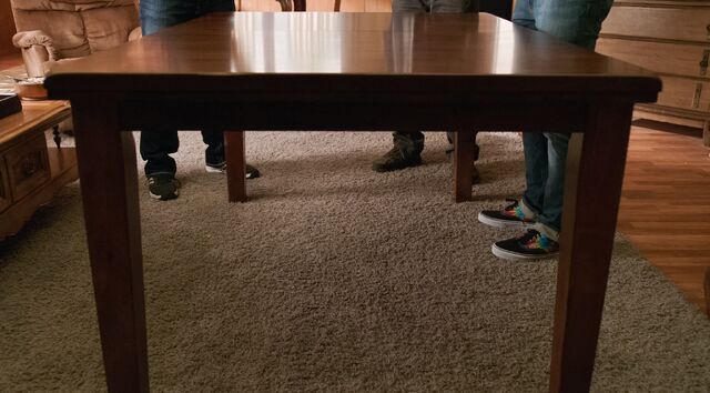 File:Dining table.jpg