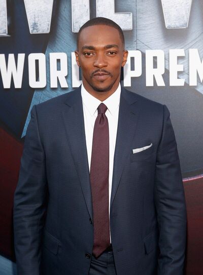 Anthony-mackie-captain-america-civil-war-premiere-ermenegildo-zegna-closeup-755x1024