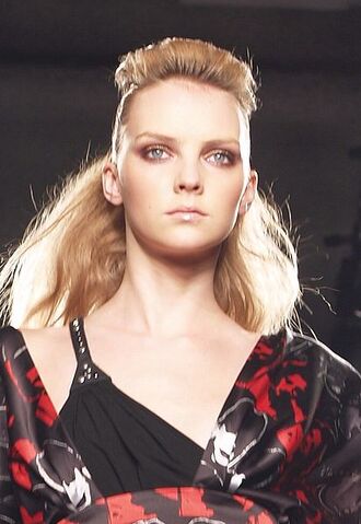File:Heather Marks.jpg