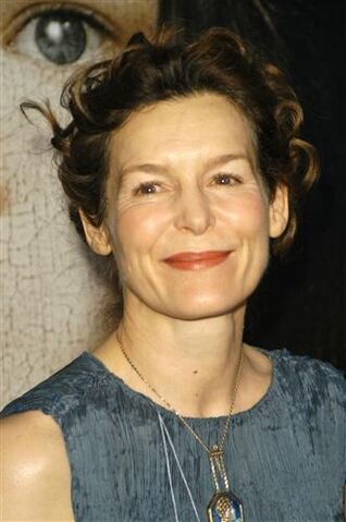 File:Aliceshpremiere.jpg