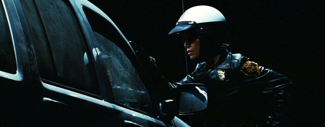 File:Cybil talks to Sharon.jpg