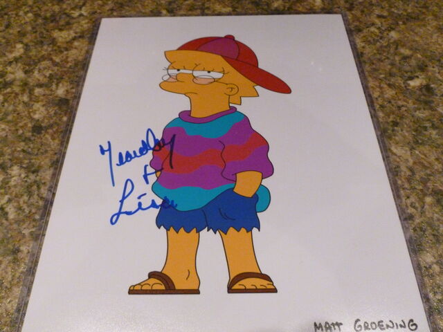 File:Lisa autograph.jpg