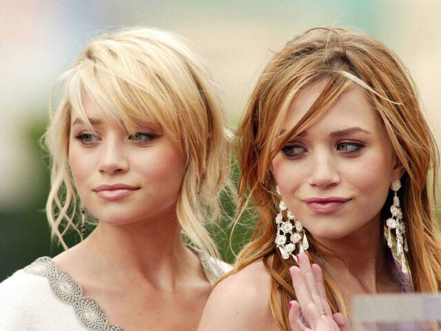 File:Mary-Kate and Ashley Olsen.jpg