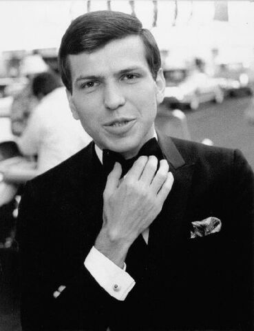 File:Franksinatrajr.jpg