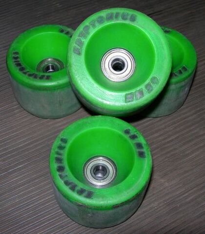 File:Kryptonics Lime Green 65mm.jpg