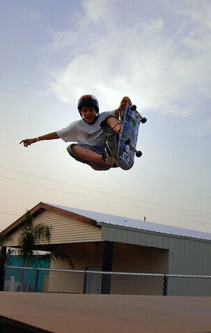 File:Nosegrab.jpg