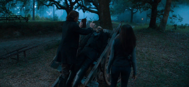 File:Ichabod-and-abbie-summon-the-kindred.png