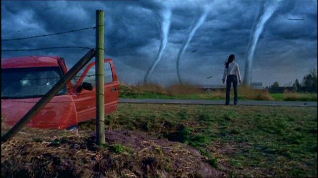 Файл:21Smallville121 564.jpg