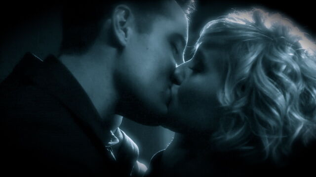 File:Chlollie-Masquerade-smallville-19588882-1280-720.jpg