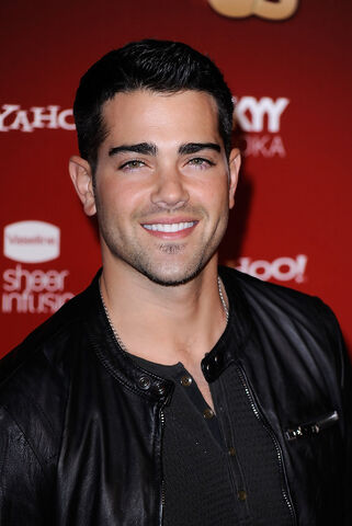 File:Jesse+Metcalfe+Weekly+Hot+Hollywood+Event+z4sgx4l3dIsx.jpg