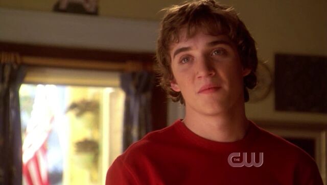 File:Smallville611 207.jpg