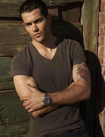 File:Jesse-Metcalfe-Jeff-Berlin-Photoshoot-x.jpg