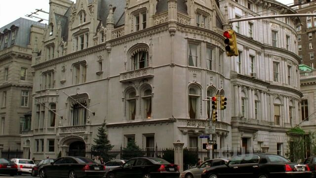 File:9x11-Absolute-Justice-Part-1-3-smallville-10293118-1280-720.jpg