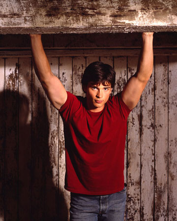 File:Red T-Shirt.jpg