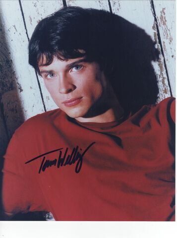 File:Tom Welling Autograph 001.jpg