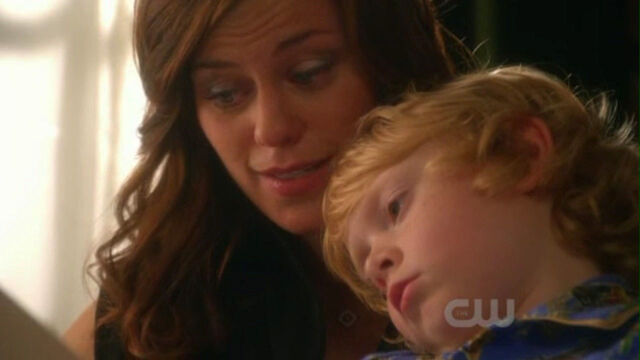 File:Smallville alexander tess.jpg