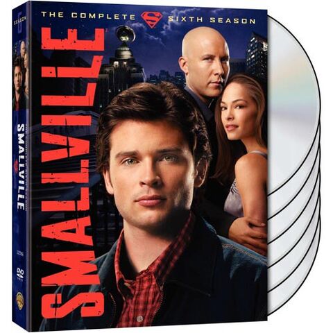 Archivo:06 Smallville en DVD 1.jpg