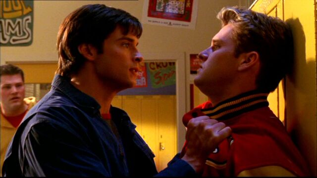 File:Smallville220 389.jpg