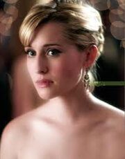 Chloe so beautifull