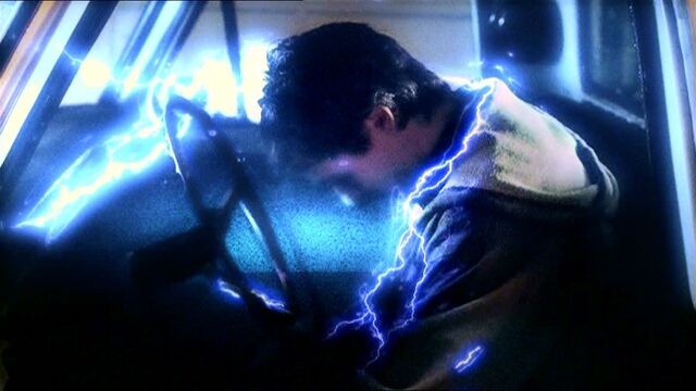 File:Smallville101 756.jpg