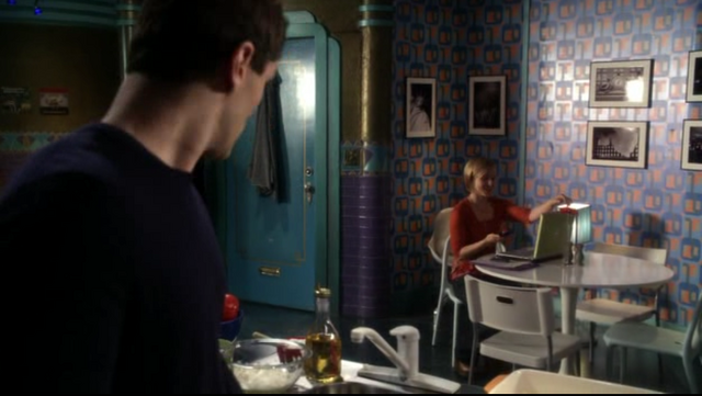 File:S08e18 (3).png