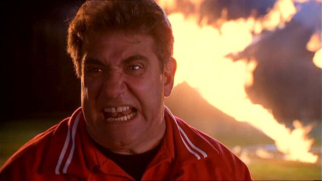 Archivo:Smallville103 361.jpg