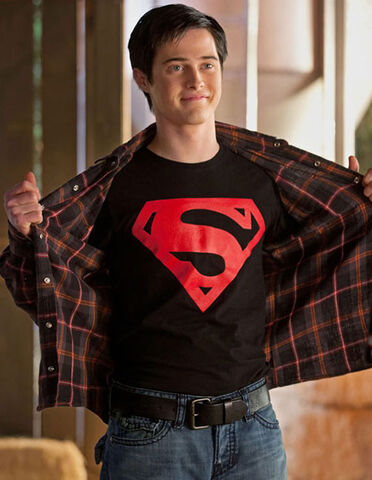 Fichier:Superboy.jpg