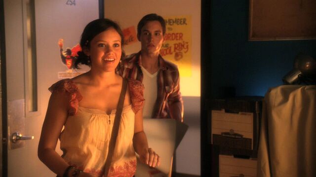 File:1004Smallville0360.jpg