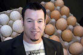 File:Steveegg2.jpg