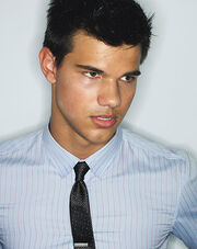 Taylor-lautner-workout-routine-01
