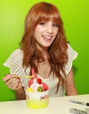 Bella-thorne-yo-blendz (81)