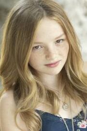 Chloe GroupHome001
