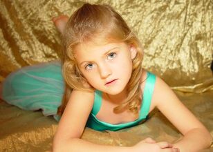 Kaylie Cropped