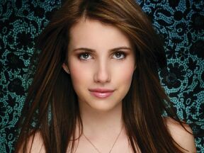 Emma-roberts=LAURA