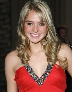 Next-hannah-blogdelatele-1v