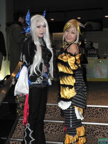 File:Kofparty05 cosplay.jpg