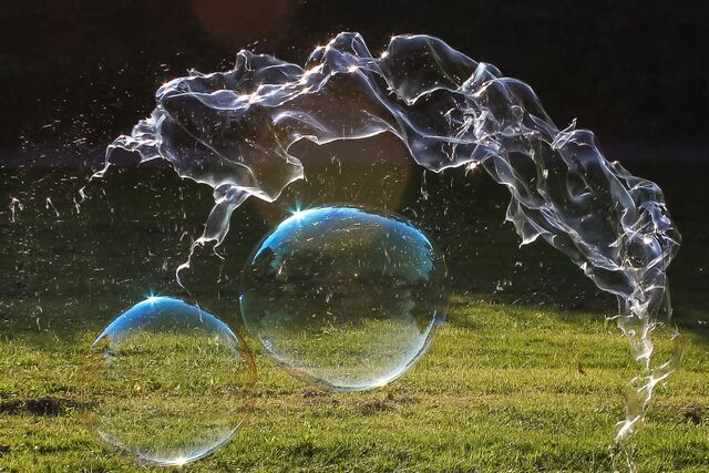 File:Ghosts thommy facebook 1465762.jpg