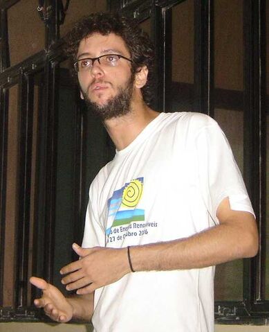 File:Jose Guimaraes 2008.jpg