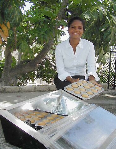 File:Solar Oven Partners March 2008 1.jpg