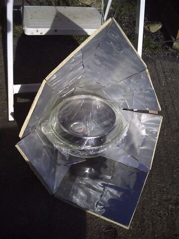 File:Aluminum can reflector1.jpg
