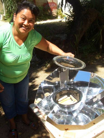 File:Solar pot lady.png