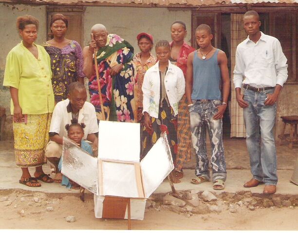 File:Terre de la Paix outside with box cooker.jpg