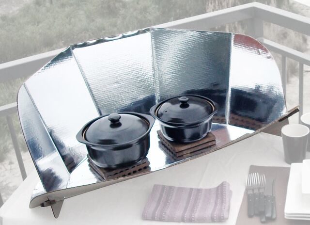 File:Aussie two-pot solar cooker.jpg