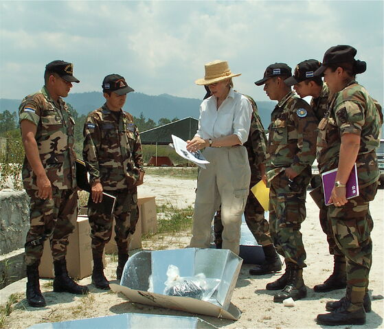 File:HOnduran soldiers.jpg