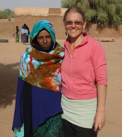 File:Esther Garvi 2015.jpg