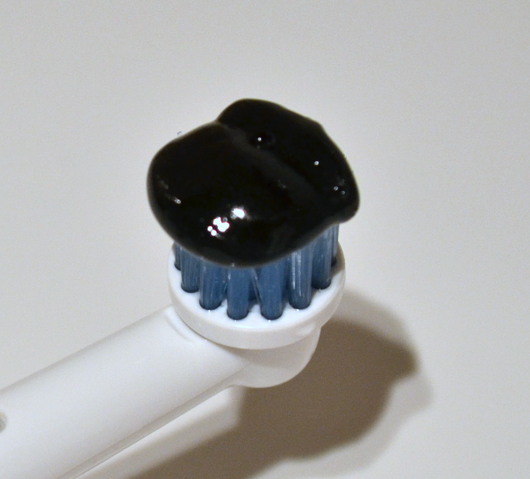 File:Black toothpaste (2).png
