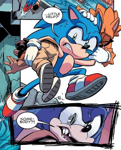 File:Sonic Rescuing Citizens.jpg