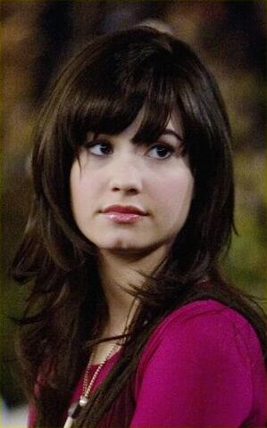 File:Demi-lovato-heartbreak-kid-03.jpg