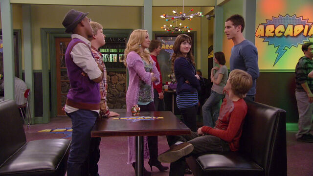 File:Sonny with a chance of dating.jpg