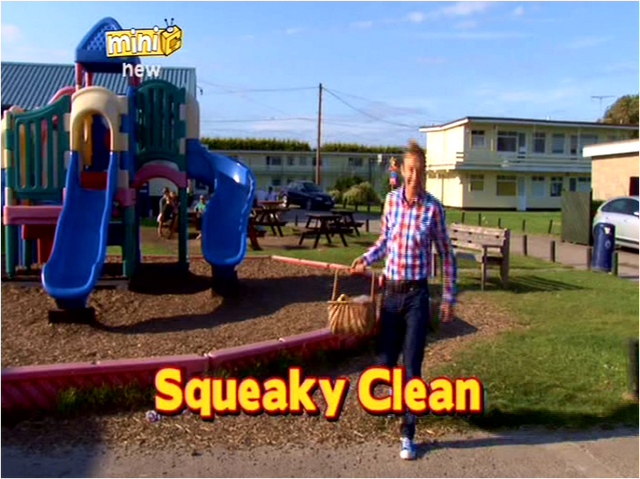 File:SqueakyCleantitlecard.png